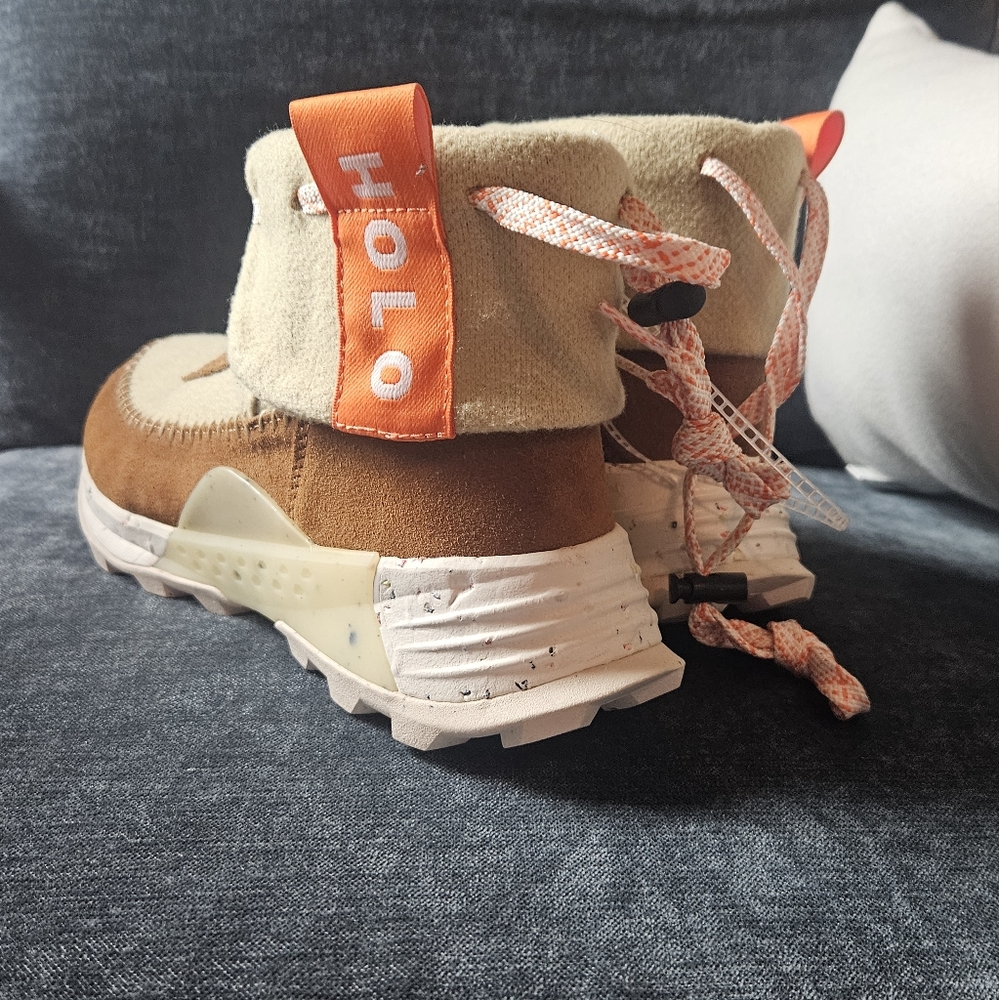 Women's HOLO Hiking Boots Size 9 NWT - Picture 3 of 6